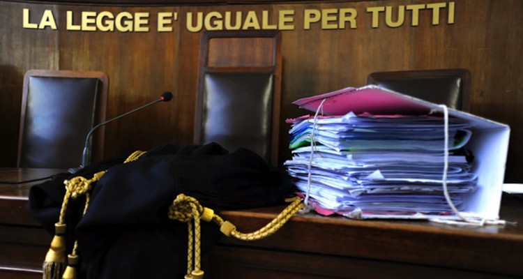 aula-di-tribunale